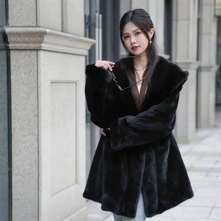 Black Women Genuine Fur Long Mink Fur Coat Winter